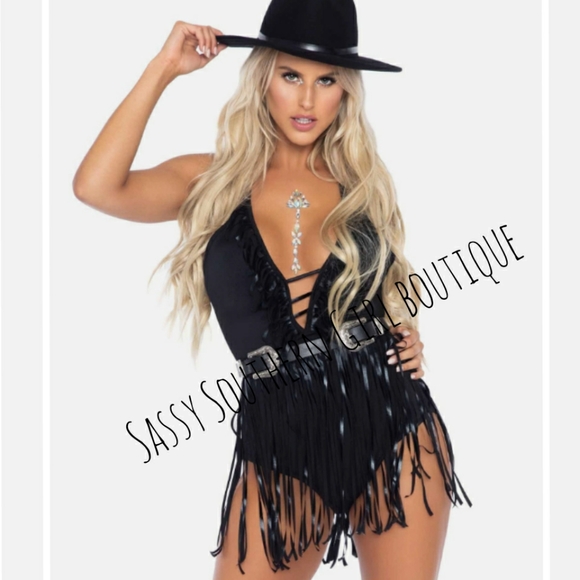 🆕⭐ Boho western Silver metallic fringe bodysuit - Picture 3 of 12